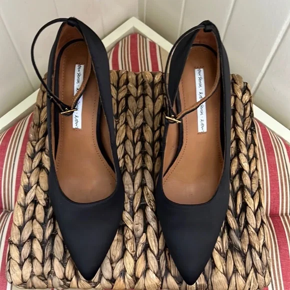 & Other Stories Satin Stiletto Heels in Black - Picture 14 of 15